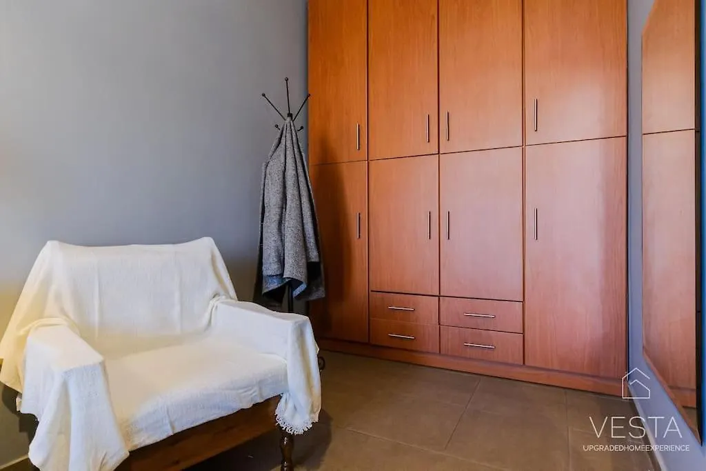 Early Bird 2-Bdrm Apartment, Vesta Philoxenia Thessaloniki 0*,  Greece