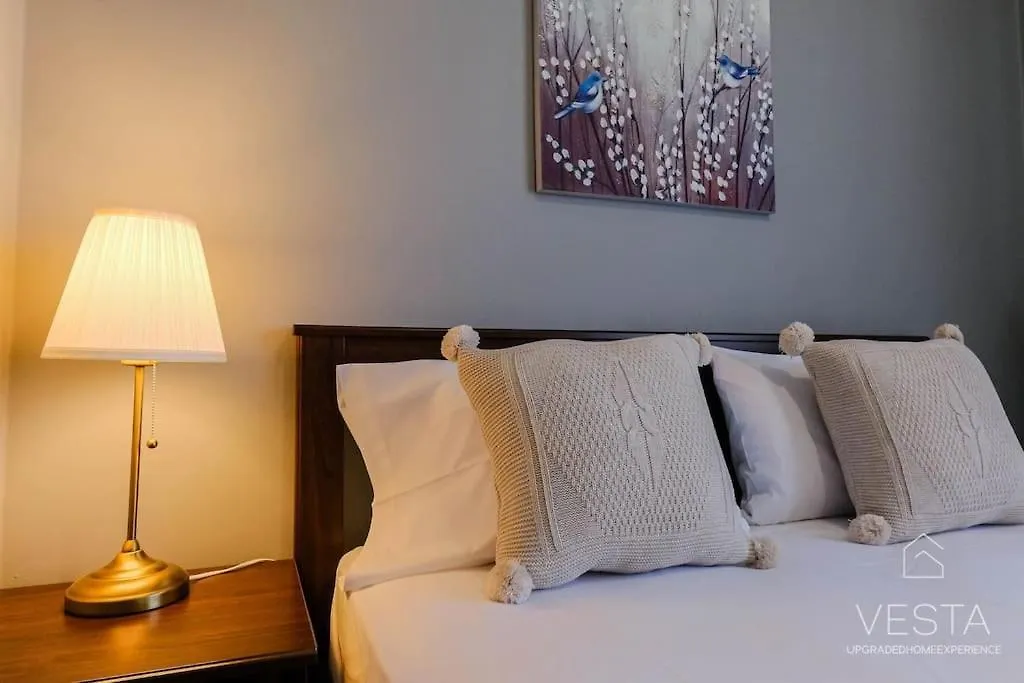 Early Bird 2-Bdrm Apartment, Vesta Philoxenia Thessaloniki Greece